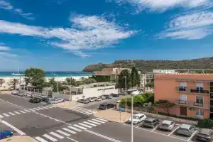 A Luxury apartment at Poetto Beachfront, Cagliari