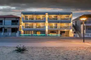 Privilege Luxury Living Apartments, Sarti