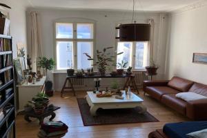 heller großer jugendstil altbau in tempelhof Guest house, Berlin