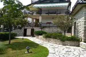 Apartments with parking space - 17186, Rijeka