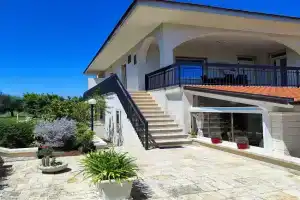 CASA DORI, Cisternino