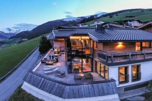Chalet´s Alpenjuwel, Tux