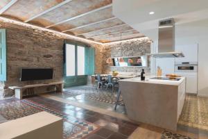 Bravissimo Mercaders, beautiful 3 bedroom apartment, Girona
