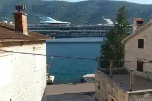 Apartment Rosić, Perast