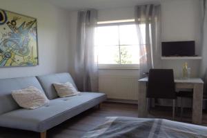 Studiozimmer an den Leineauen, Hemmingen