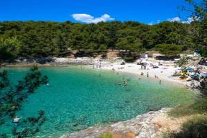 New renovated apartment 15 min from beach on foot, Pula