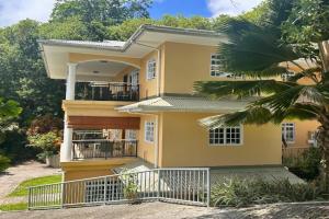 Anse Royale Bay View Apartments, Anse Royale