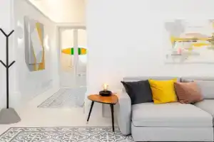 Amazing Art Deco Villa 150m to sea with Daily Housekeeping, St Julians