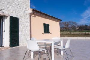S209 -, nuovissimo bilocale con portico pt Apartments, Sirolo