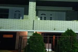 Apartman Lela, Vrane