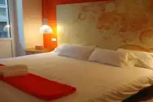 San Francisco 10 - 6 Apartamentos Boutique en el Centro - Playa Postiguet, Alicante