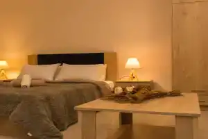 Central Luxury Studio, Korinthos