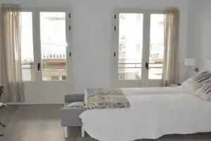 Modern studio flat close to Plaza Merced, Malaga
