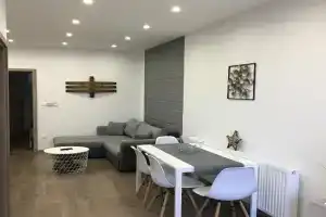 Főtér apartman II., Villany