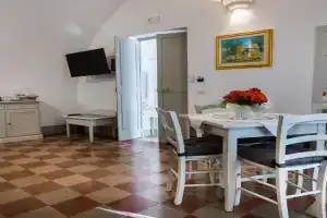 Le Finestre Su Porta Carrese - Luxury Rooms, Matino