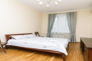 v tihom meste shumnogo megapolisa Apartments, Kiev
