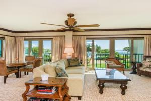 Waipouli Beach Resort A207, Kapaa