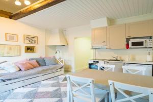 AinaBnb - Residence Kappsäcken Mini-hotel, Vaasa