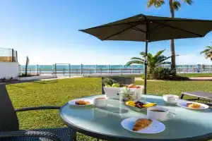 Beach house with direct access to Calahonda Beach and open sea views CS183, Mijas Costa