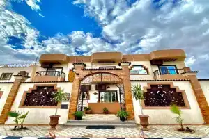 The Castle Hotel & studios, Dahab
