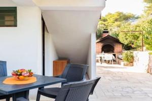 Charming Studio in - 25 m² - Parking Included, Zavala