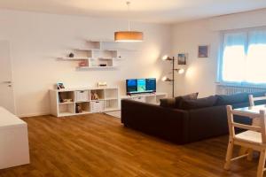 Lund Home Apartments, Verona