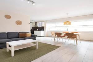White Sea by Seasidehomes Apartments, Castelldefels