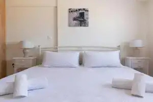 Lovely Apartment 2nd Floor, Xylokastro