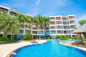 Spacious apartment with Ocean view in, Panwa
