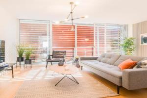 HomeForGuest Design Attic Apartment FREE Parking, La Laguna