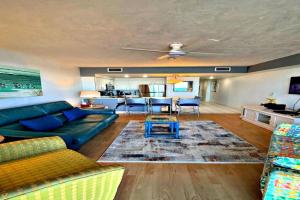 Wyndham Ocean Walk Resort 1007 - Vacation in Comfort and luxury - 1 BR Direct Oceanfront, Daytona Beach
