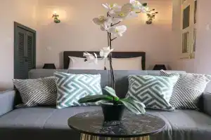 Deluxe Studio & Suite by RR, Singapore