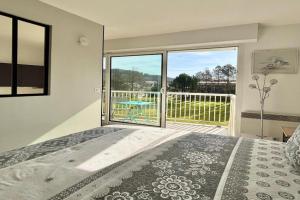 Les charmes Du Bosquet Parc d'Amour et Nature Parking Privé Sécurisé Apartments, Etretat