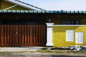 Naura Homestay {muslim bajet Homestay], Kuantan