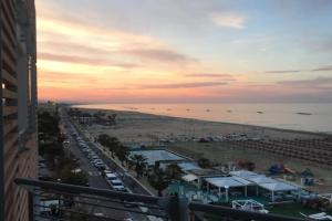 Appartamento mozzafiato fronte mare Apartments, Roseto degli Abruzzi