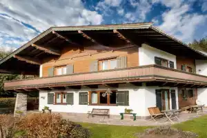 Haus Seinader by Alpine Host Helpers Guest house, Kirchberg