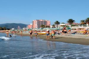 Appartamenti Lungomare Apartments, Savona