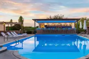 Katerina-Maria Studios & Apartments, Vourvourou