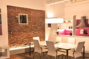 Casa Nausicaa, piano terra nel cuore della città con aria condizionata, Lucca