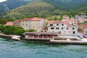 Lanterna Apartments, Prcanj