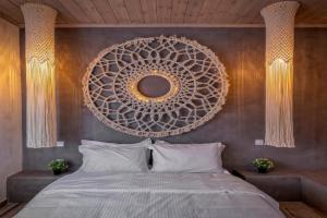 Macrame Suites, Trikala