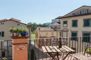 La Terrazza Coccodè Apartments, Lucca