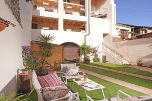 Apartments Villa Bougainville, San Felice del Benaco