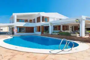 Villa Garrido, Lujo en Mallorca, Porto Colom