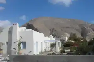 Thera Incognita Studios, Perissa