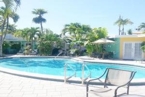 Alexander Palms Court - No Hidden Resort Fees!, Key West