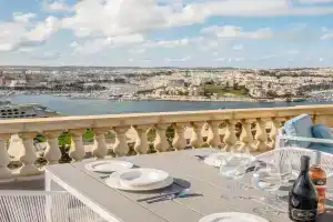 Valletta Hastings Suites, Sliema