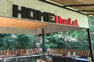HomeHostel, Ban Bang Bao