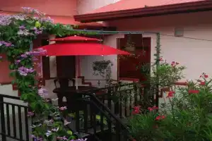 Tissa Rainbow Guest & Yala, Tissamaharama