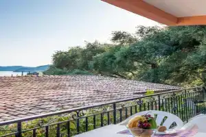 Nissaki Thalassa Aparment by Sealand Villas, Nisakion
